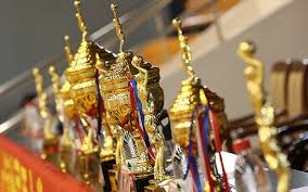 为什么连赢后更容易错（为何连胜后更易出错）