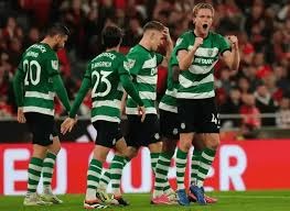 K联赛球队浦项铁人官方社媒账号发布公告称，球队中...