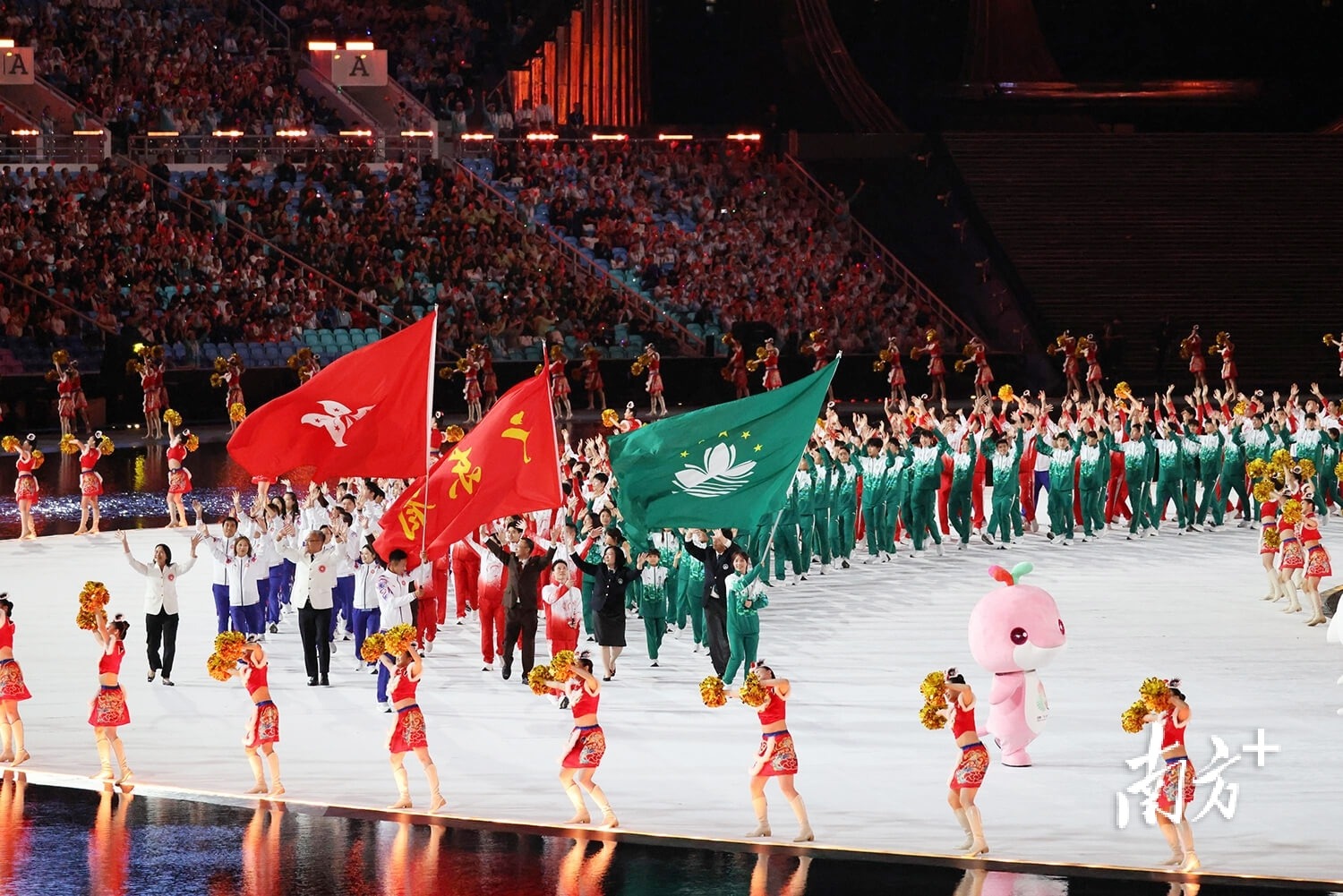 镜报：阿森纳曾接近签下穆阿尼，但因无法保证其出场时间而错过