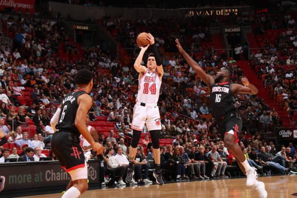 与此同时 与此同时